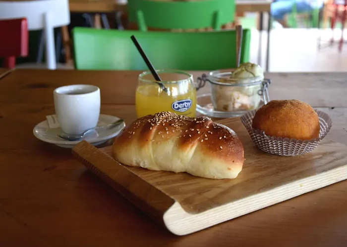 拉卡萨德卡酷住宿加早餐旅馆 切法卢