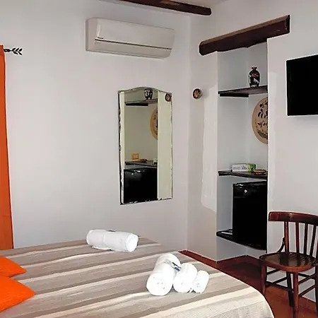 La Casa Del Geko Bed & Breakfast 4*