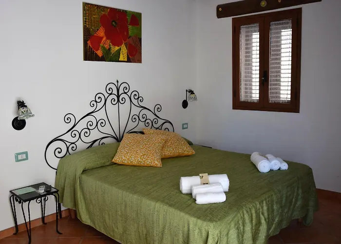 La Casa Del Geko Panzió Cefalù