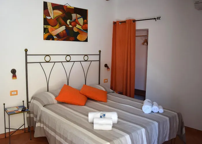 לינה וארוחת בוקר La Casa Del Geko 4*